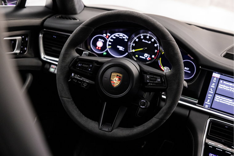 Vehicle Image 22