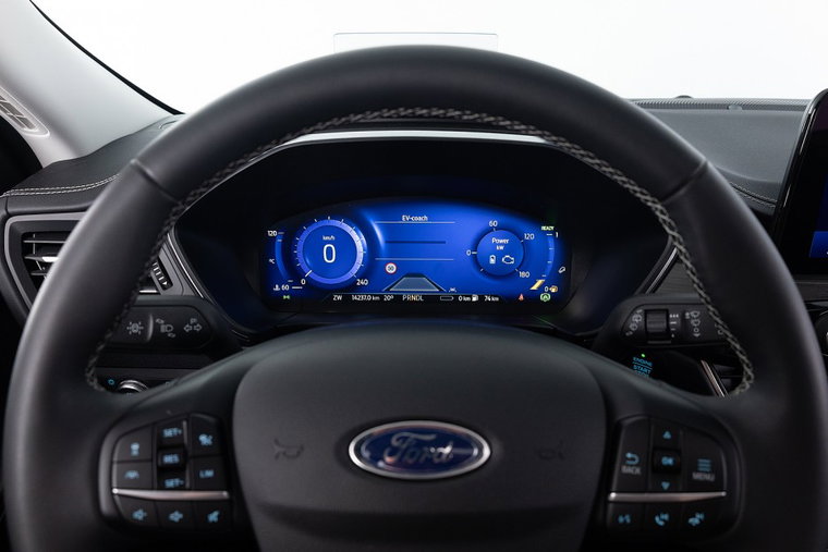 Vehicle Image 25