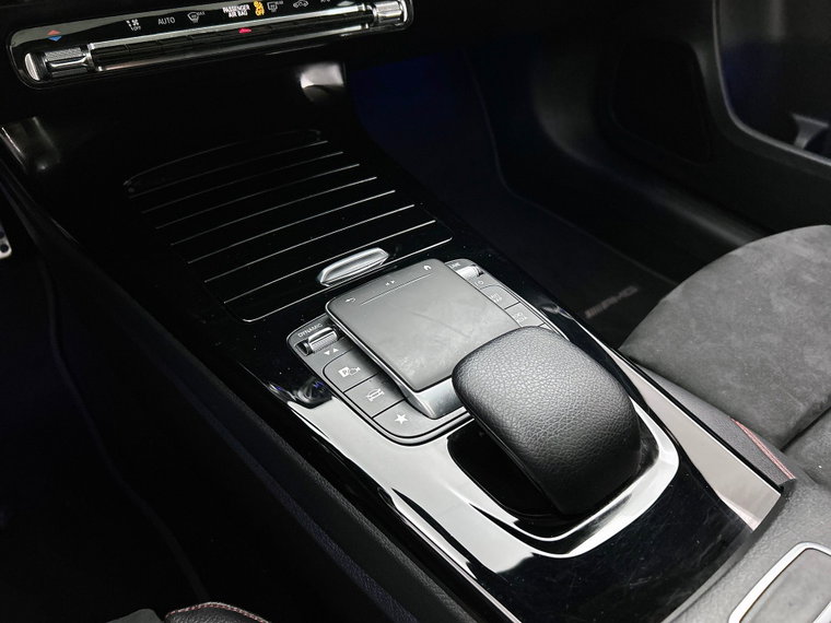 Vehicle Image 38