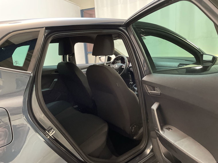 Vehicle Image 18