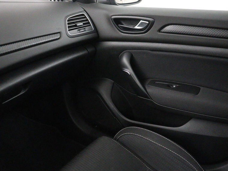 Vehicle Image 28