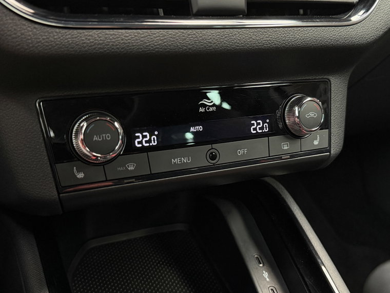 Vehicle Image 27