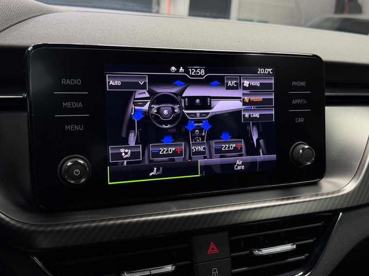 Vehicle Image 28