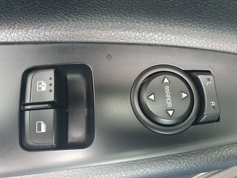 Vehicle Image 39
