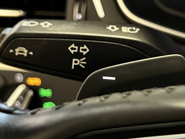 Vehicle Image 37