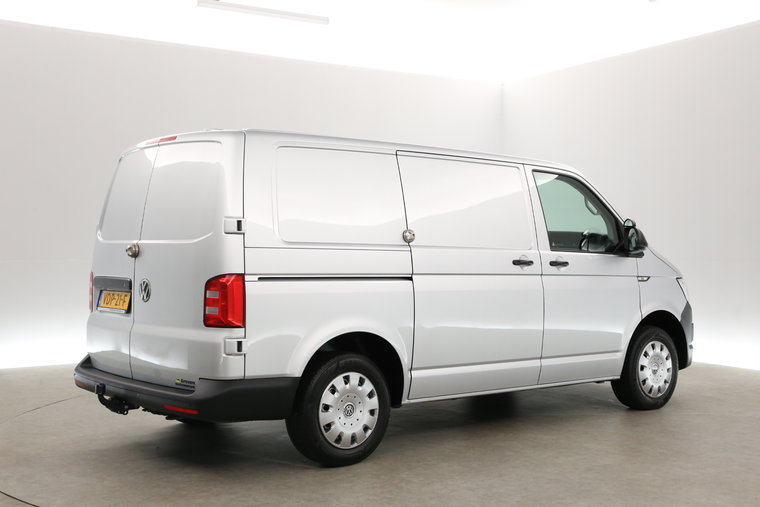 Vehicle Image 27