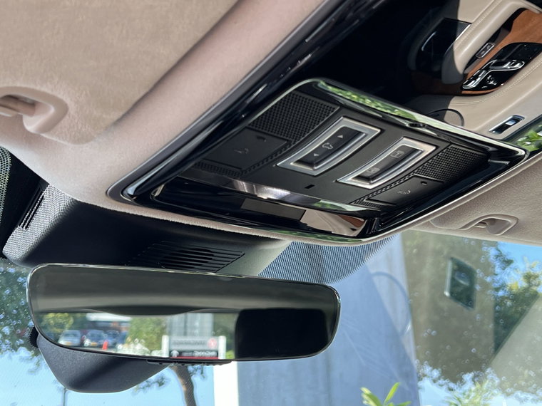 Vehicle Image 33