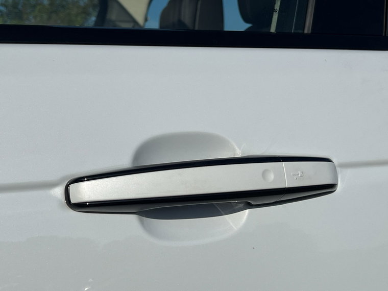 Vehicle Image 41