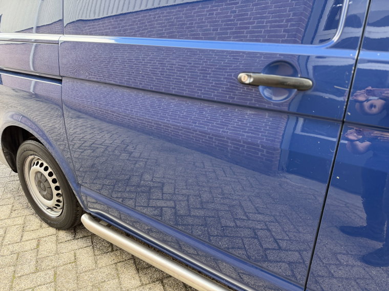 Vehicle Image 28