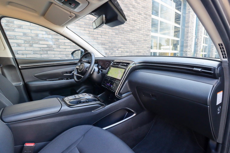 Vehicle Image 13