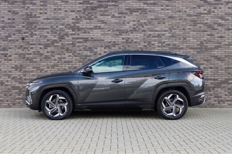 Vehicle Image 21