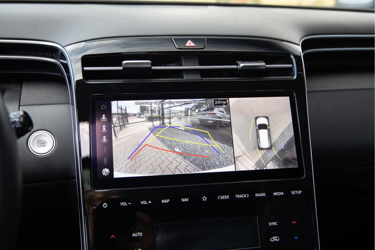 Vehicle Image 19