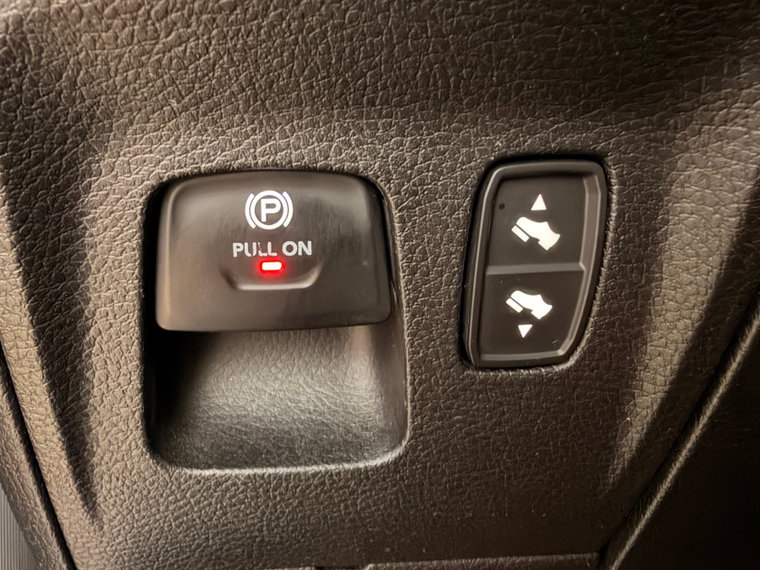 Vehicle Image 39