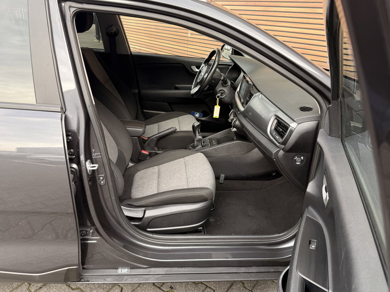 Vehicle Image 36
