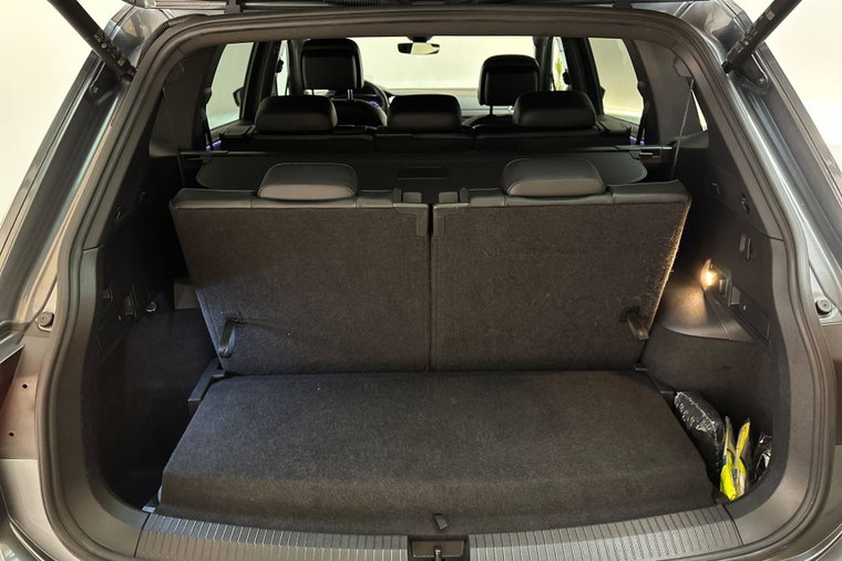Vehicle Image 37