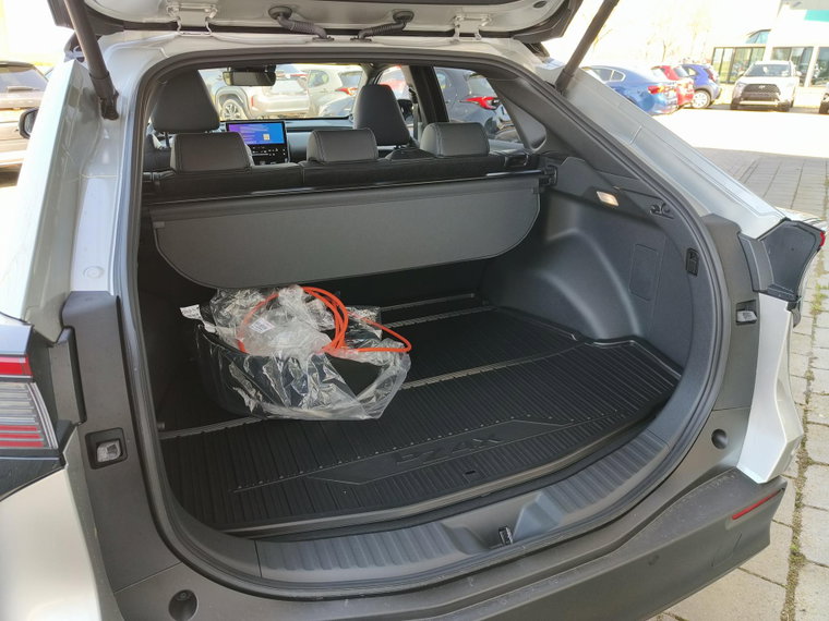 Vehicle Image 11