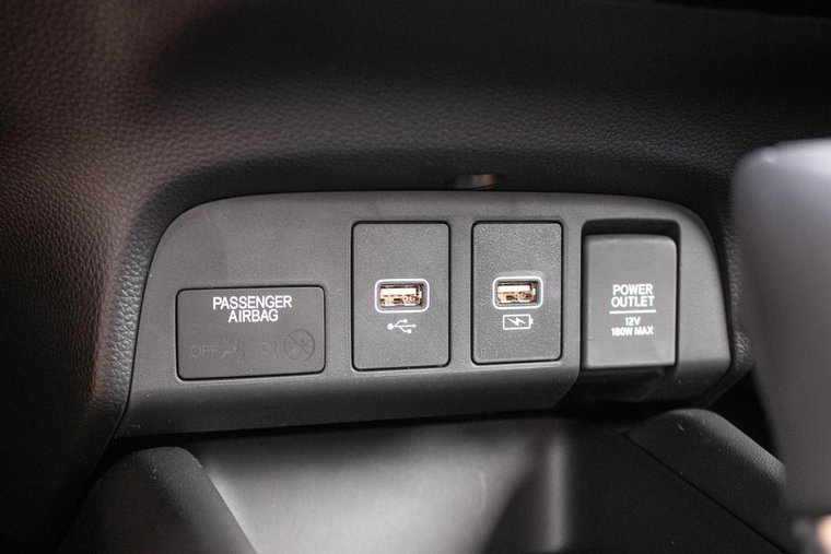 Vehicle Image 23