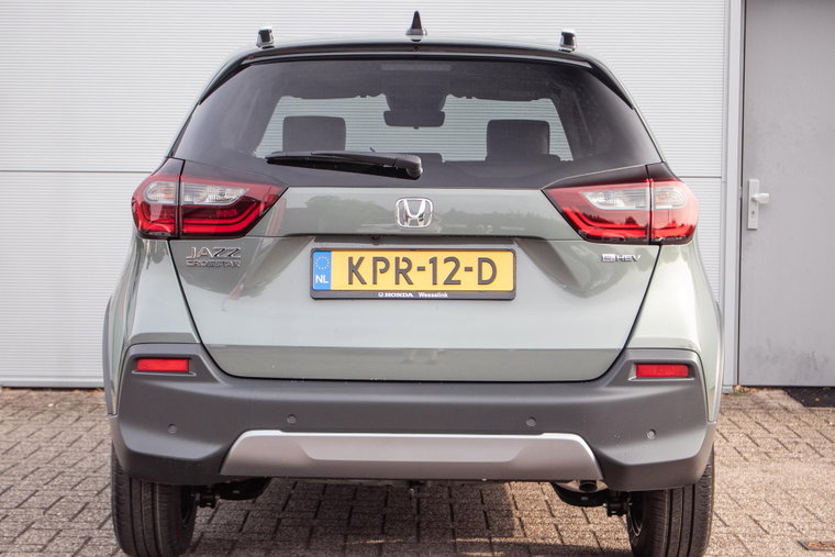 Vehicle Image 11
