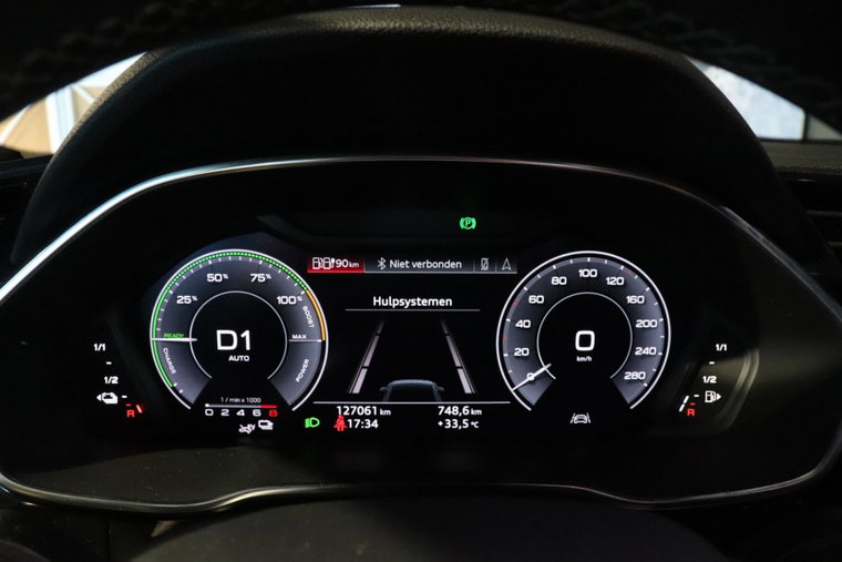 Vehicle Image 39