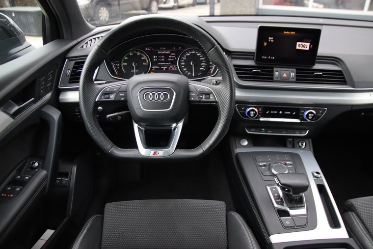 Vehicle Image 19