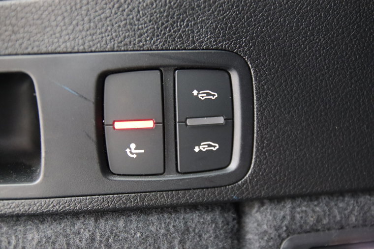 Vehicle Image 37