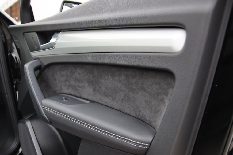 Vehicle Image 40