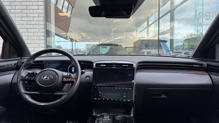 Vehicle Image 15