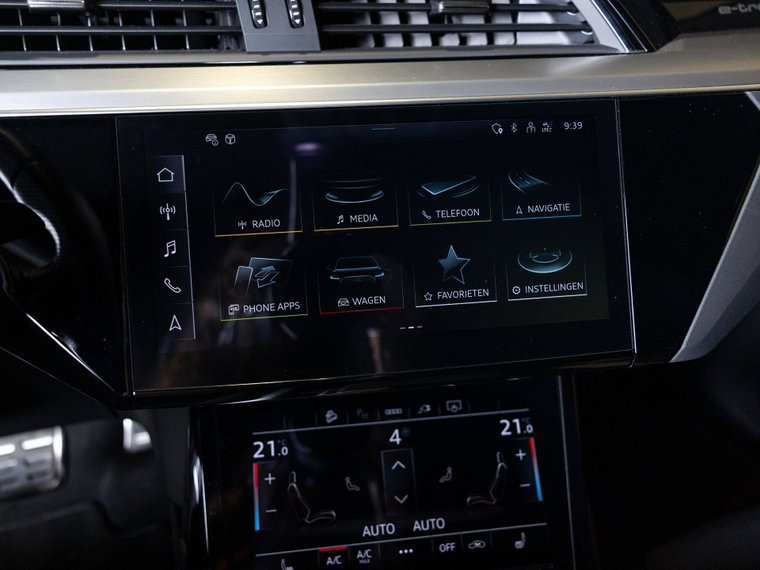 Vehicle Image 37
