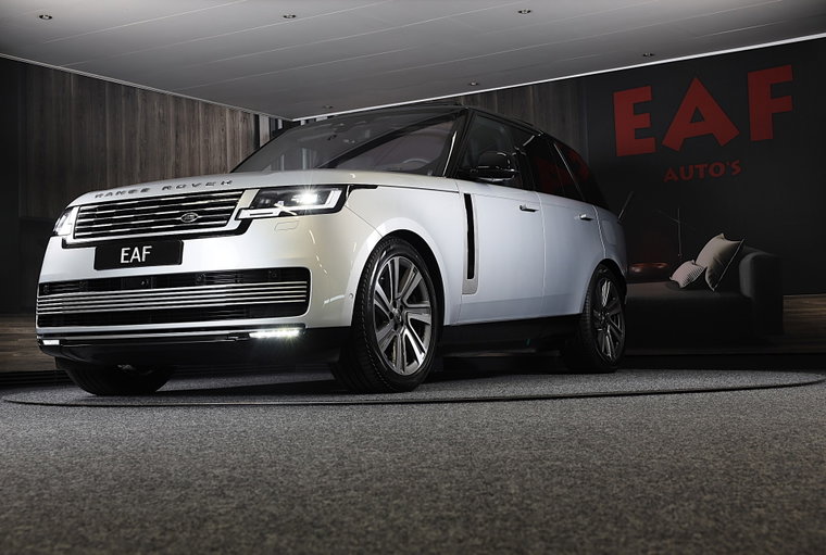 Vehicle Image 4