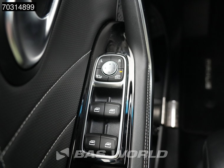 Vehicle Image 33