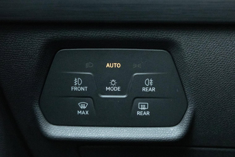Vehicle Image 34
