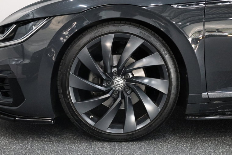 Vehicle Image 26