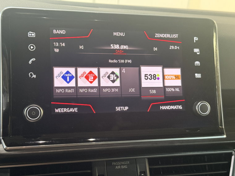 Vehicle Image 35