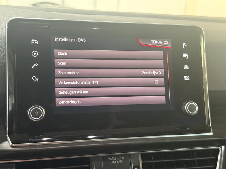 Vehicle Image 38