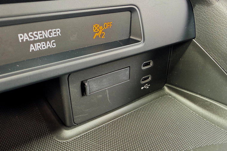 Vehicle Image 18