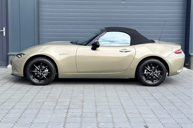 Vehicle Image 31