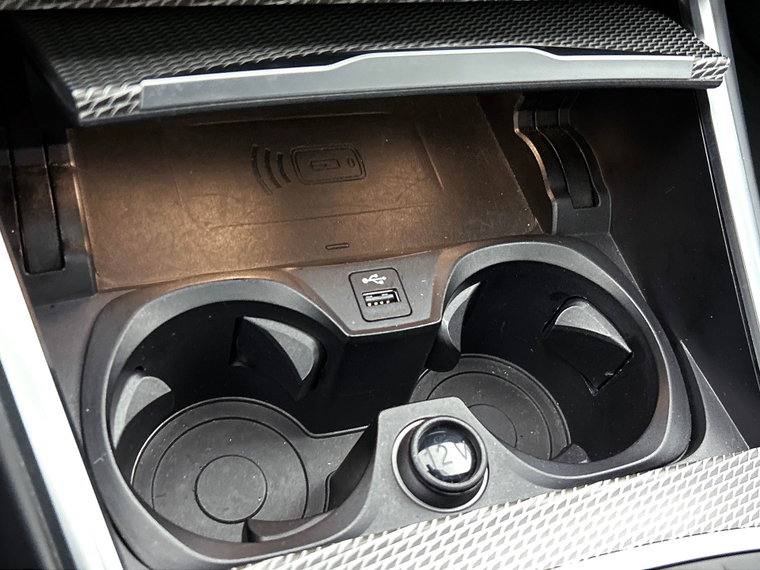 Vehicle Image 36