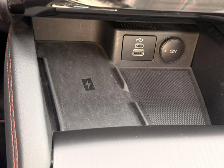 Vehicle Image 29