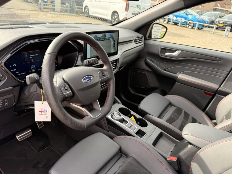 Vehicle Image 35