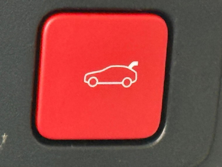 Vehicle Image 33