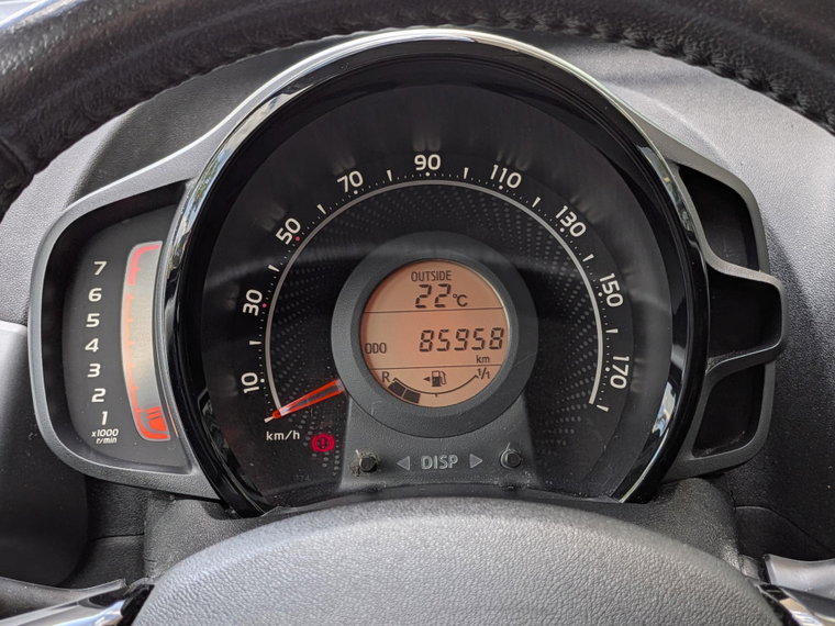 Vehicle Image 21