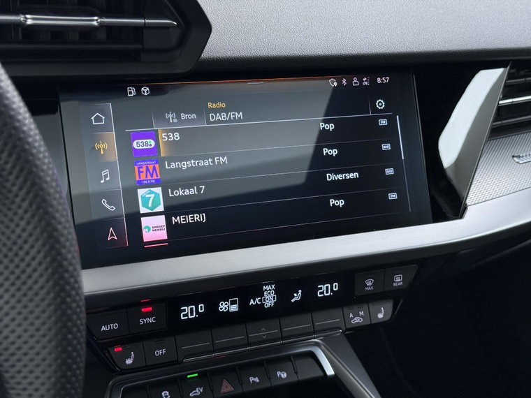 Vehicle Image 35