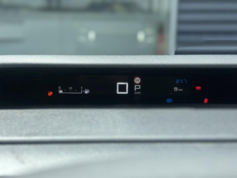 Vehicle Image 27