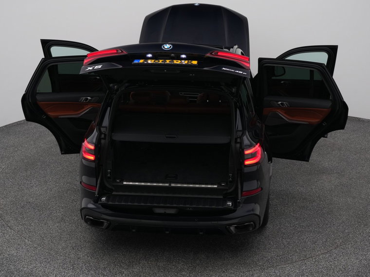 Vehicle Image 36