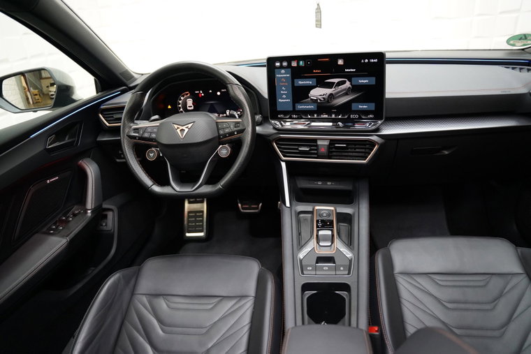 Vehicle Image 38