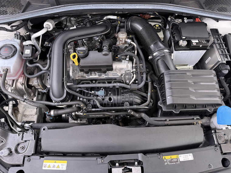 Vehicle Image 35