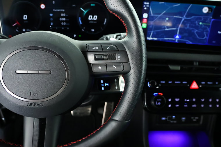Vehicle Image 21