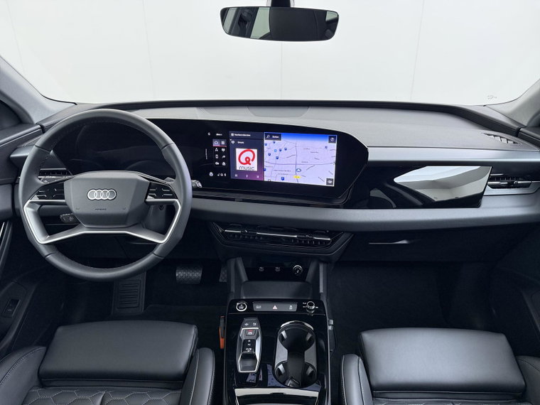 Vehicle Image 29