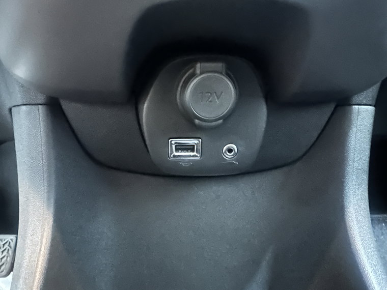 Vehicle Image 17