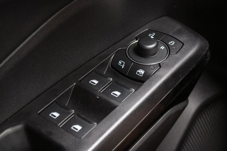 Vehicle Image 39